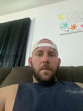 Snapshot of phattyluv89 chatting on 7, 5, 2026 phattyluv89 online show from 7, 5, 2026