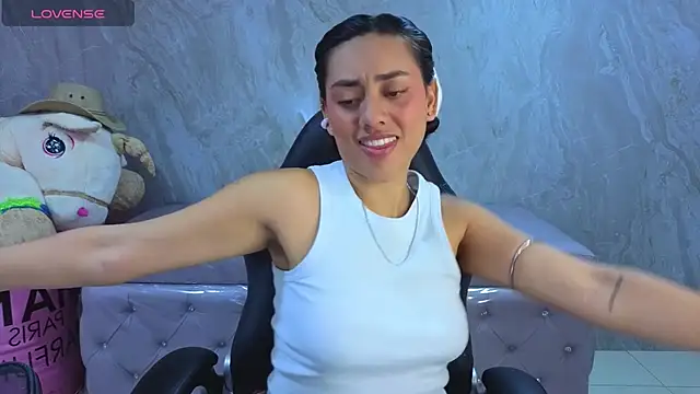 Snapshot of grecia_soler_a chatting on 8, 7, 2026 grecia soler a online show from 8, 7, 2026