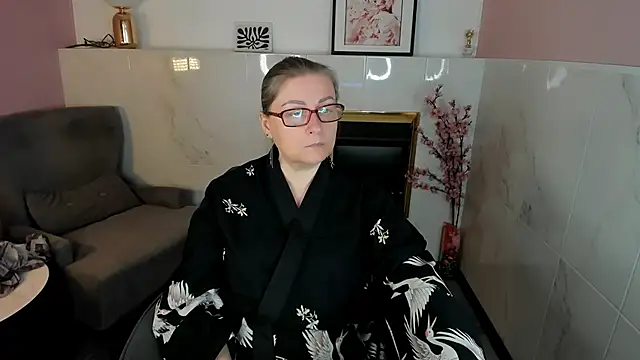 Alexandra Kind online show from 17, 4, 2026