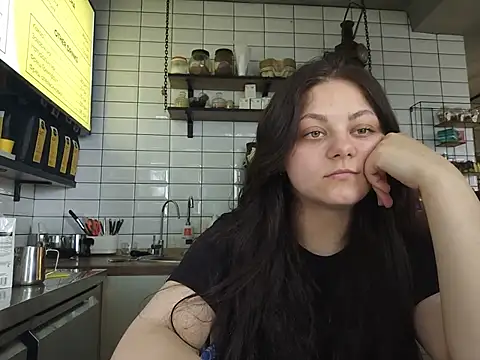  Mikky lil  online show from 25, 5, 2026
