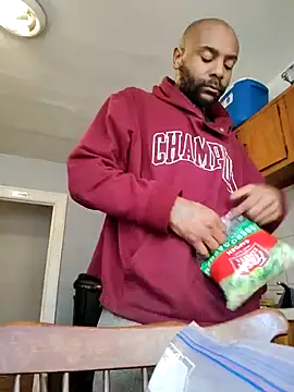 Snapshot of awwbabyyes77 chatting on 21, 4, 2026 awwbabyyes77 online show from 21, 4, 2026