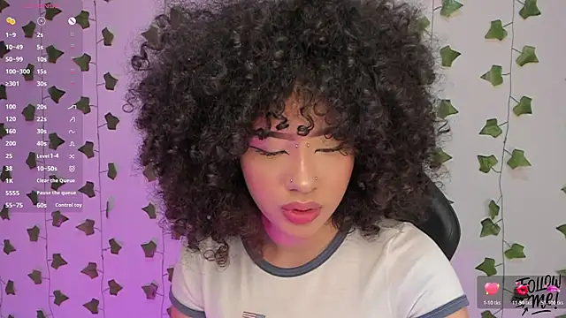 Snapshot of Liaaa_1 chatting on 1, 5, 2026 Liaaa 1 online show from 1, 5, 2026