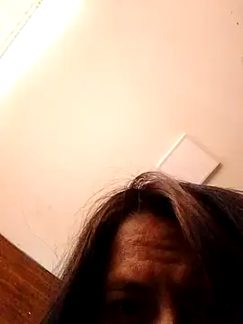Snapshot of Gaby_lulu chatting on 8, 5, 2026 Gaby lulu online show from 8, 5, 2026