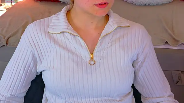 Snapshot of DanaHurt1 chatting on 21, 4, 2026 DanaHurt1 online show from 21, 4, 2026