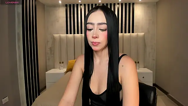PaulineSanz online show from 16, 6, 2026
