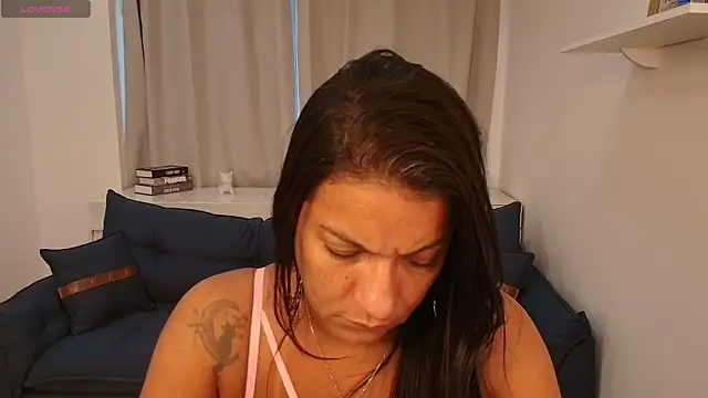 Snapshot of Eva_Davvis chatting on 22, 4, 2026 Eva Davvis online show from 22, 4, 2026