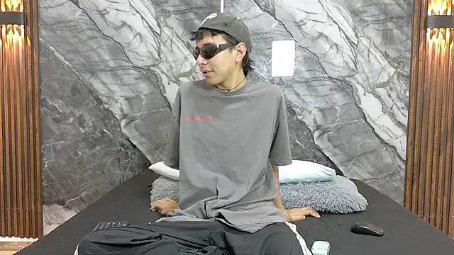 Snapshot of NoahWalker__ chatting on 17, 7, 2026 NoahWalker online show from 17, 7, 2026