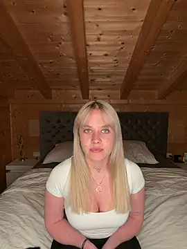 Snapshot of paulaklein chatting on 23, 4, 2026 paulaklein online show from 23, 4, 2026