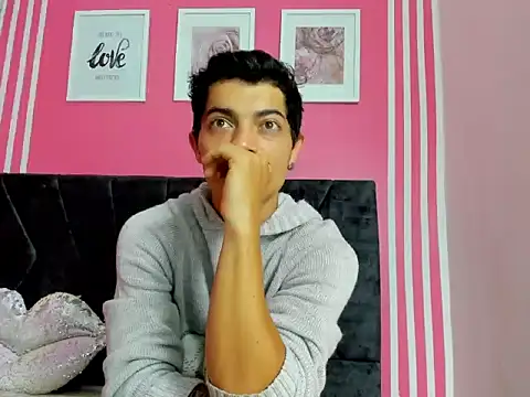 taylor Stele online show from 17, 4, 2026