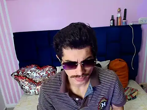 Snapshot of taylor_Stele chatting on 5, 5, 2026 taylor Stele online show from 5, 5, 2026