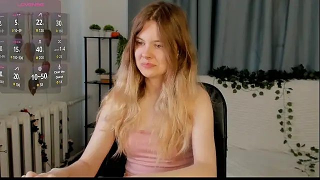 Glitch Doll online show from 6, 6, 2026