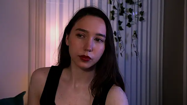 Suzaneey online show from 20, 6, 2026