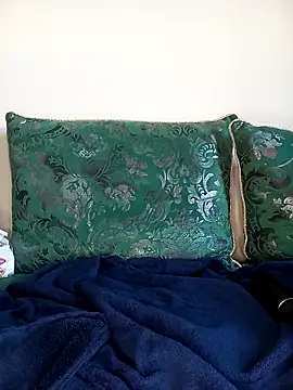 Snapshot of anal_bitch9 chatting on 18, 4, 2026 anal bitch9 online show from 18, 4, 2026