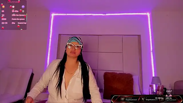 Snapshot of Agatha_Atenea11 chatting on 1, 5, 2026 Agatha Atenea11 online show from 1, 5, 2026