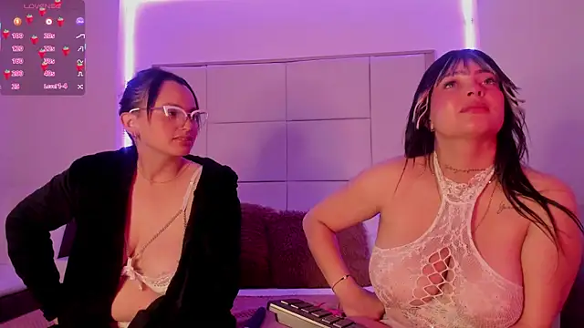 Snapshot of Agatha_Atenea11 chatting on 6, 5, 2026 Agatha Atenea11 online show from 6, 5, 2026