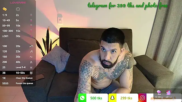 Snapshot of Alyssa_and_DAngelo chatting on 30, 6, 2026 Alyssa and DAngelo online show from 30, 6, 2026