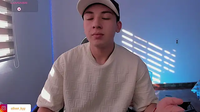 OLIVER K online show from 19, 5, 2026
