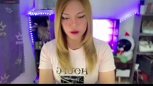 hannaBaby lisyos11 online show from 17, 6, 2026