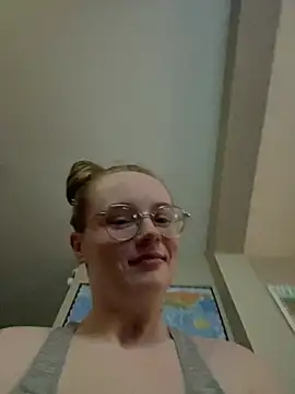 Snapshot of skyerose11 chatting on 22, 7, 2026 skyerose11 online show from 22, 7, 2026