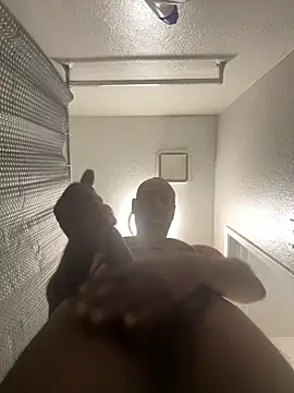 LoVEiSMor online show from 18, 4, 2026