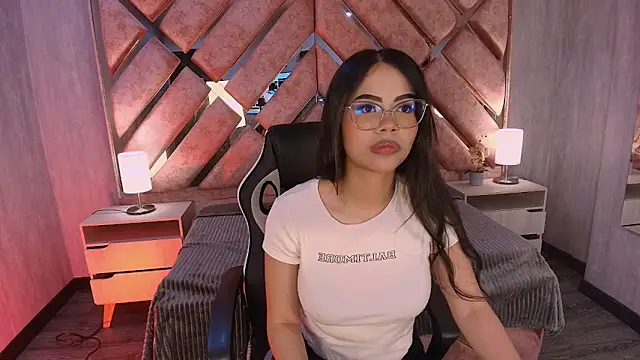 Susan Voltaire online show from 17, 4, 2026