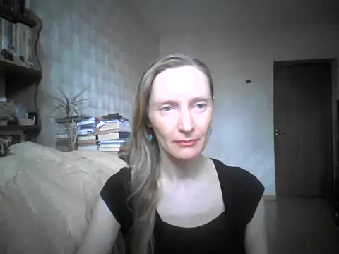 LunaBelle8 online show from 5, 5, 2026