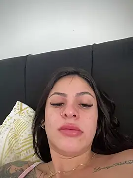 Snapshot of Livia-cortez chatting on 17, 4, 2026 Livia-cortez online show from 17, 4, 2026