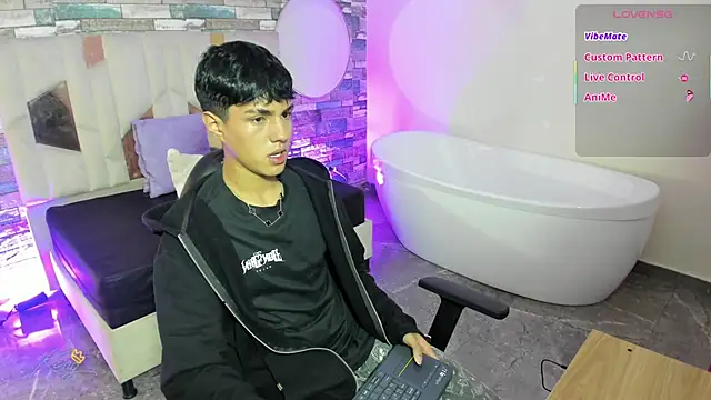 Snapshot of Damian_tay chatting on 9, 5, 2026 Damian tay online show from 9, 5, 2026