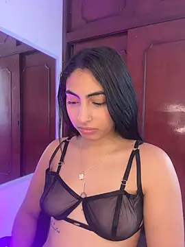 Snapshot of Lily_Rush chatting on 9, 5, 2026 Lily Rush online show from 9, 5, 2026