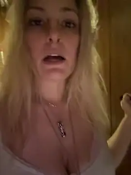 WendyVesper online show from 20, 4, 2026