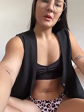 Snapshot of Nickydvich chatting on 20, 4, 2026 Nickydvich online show from 20, 4, 2026