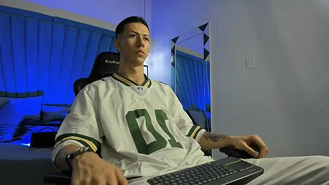 OliverThompsonJS online show from 30, 5, 2026