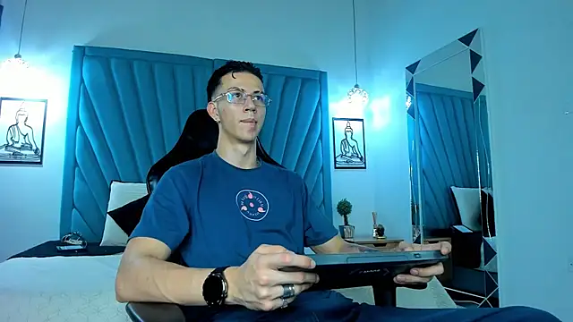 OliverThompsonJS online show from 22, 7, 2026