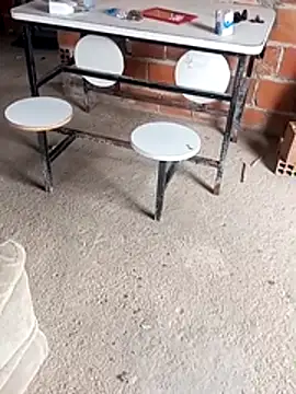 Snapshot of _-_-_-larissa_-_-_- chatting on 19, 4, 2026 - - -larissa - - - online show from 19, 4, 2026