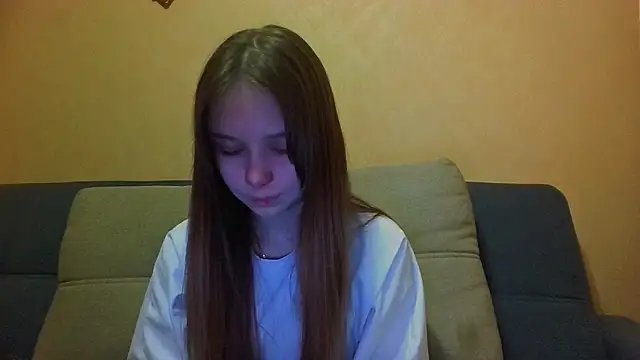 Snapshot of Princess_Mira chatting on 30, 4, 2026 Princess Mira online show from 30, 4, 2026