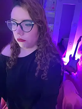 AliceMtz online show from 22, 7, 2026