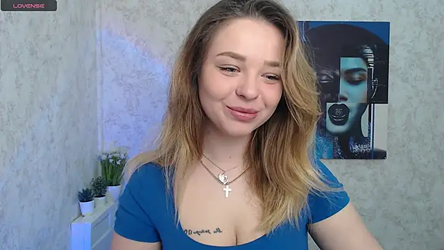 Snapshot of NicoleAura chatting on 28, 4, 2026 NicoleAura online show from 28, 4, 2026