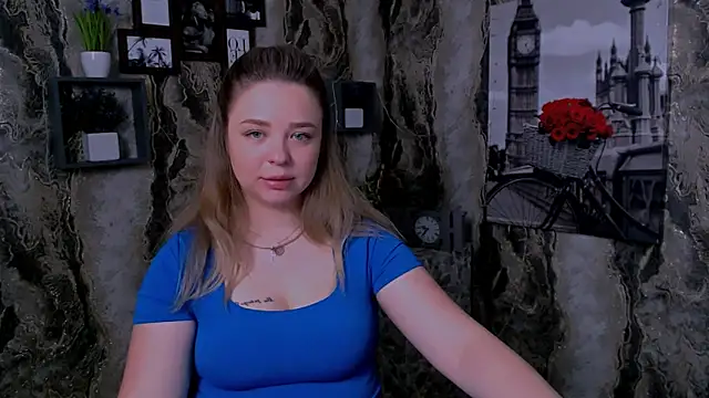 Snapshot of NicoleAura chatting on 18, 5, 2026 NicoleAura online show from 18, 5, 2026