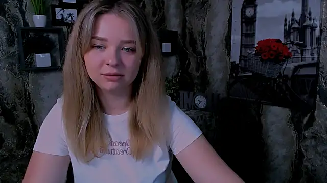 Snapshot of NicoleAura chatting on 26, 5, 2026 NicoleAura online show from 26, 5, 2026
