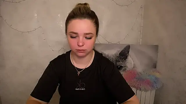 Snapshot of NicoleAura chatting on 5, 6, 2026 NicoleAura online show from 5, 6, 2026