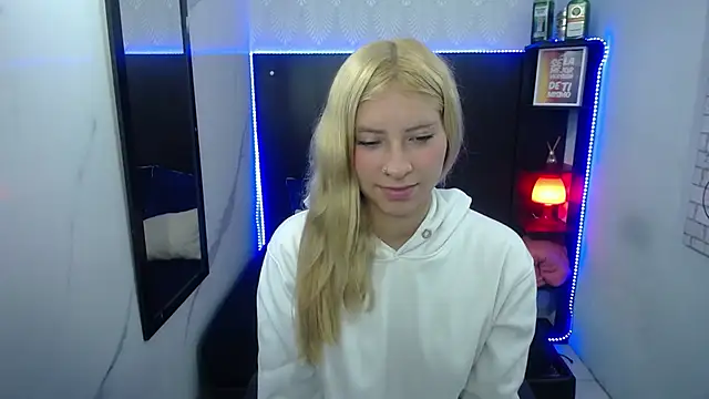 nancy blonde online show from 19, 6, 2026