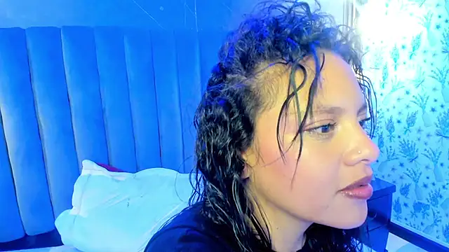 Snapshot of LilaVelvet chatting on 10, 7, 2026 LilaVelvet online show from 10, 7, 2026