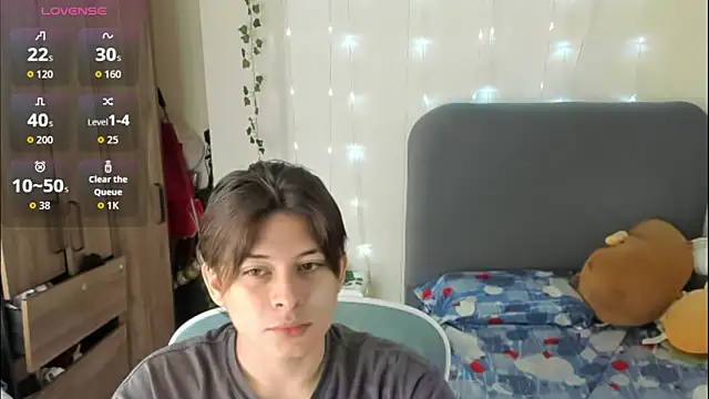 Snapshot of Felixzyn chatting on 21, 4, 2026 Felixzyn online show from 21, 4, 2026