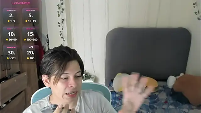 Snapshot of Felixzyn chatting on 23, 4, 2026 Felixzyn online show from 23, 4, 2026