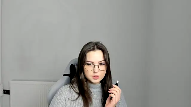 Snapshot of Regina_cute_ chatting on 27, 4, 2026 Regina cute online show from 27, 4, 2026
