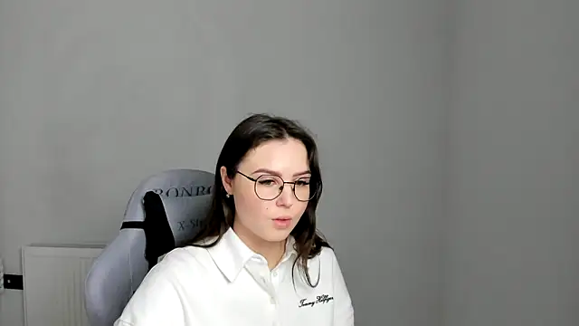 Snapshot of Regina_cute_ chatting on 30, 4, 2026 Regina cute online show from 30, 4, 2026
