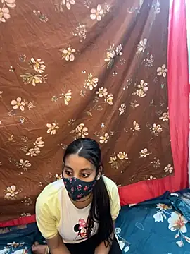 Snapshot of CuteHaseena chatting on 27, 4, 2026 CuteHaseena online show from 27, 4, 2026