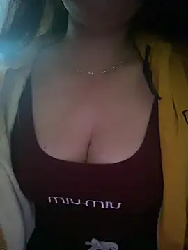  Sara pusy online show from 28, 4, 2026