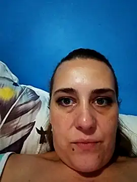 Snapshot of DARKLUNA_3 chatting on 10, 7, 2026 DARKLUNA 3 online show from 10, 7, 2026
