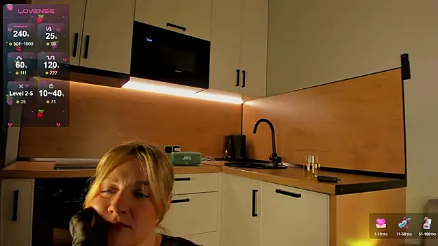 Snapshot of Fedoseya_Love_u chatting on 23, 4, 2026 Fedoseya Love u online show from 23, 4, 2026